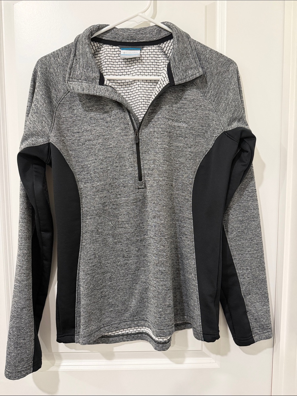 Columbia Women’s Gray and Black Half-Zip Performance Pullover
